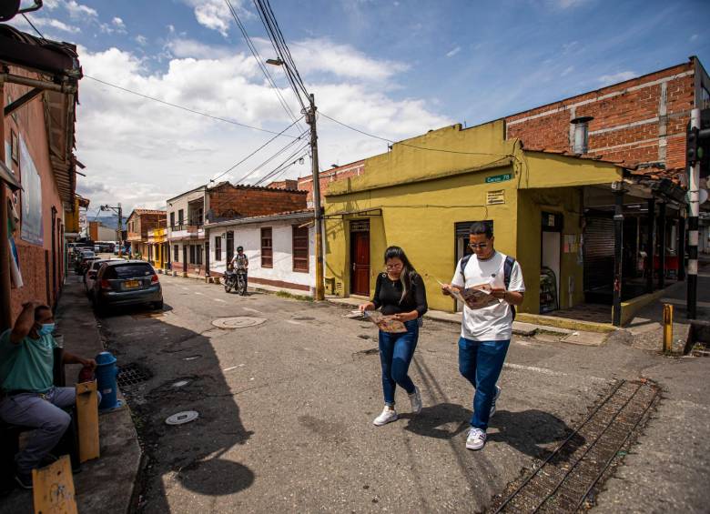 San Germán es un barrio residencial con una gran dinámica comercial. Hay talleres de motos, restaurantes y farmacias. Su ubicación lo convierte en un sitio prometedor de desarrollo. FOTO CARLOS VELÁSQUEZ