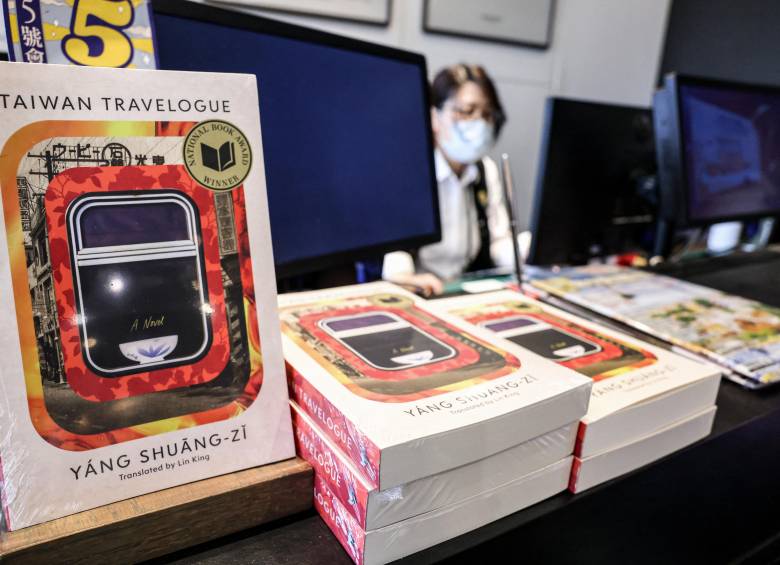 Yang Shuang-zi y Lin King, autora y traductora de Taiwan Travelogue, son las ganadoras del International Booker Prize 2026. FOTO I-Hwa Cheng / AFP