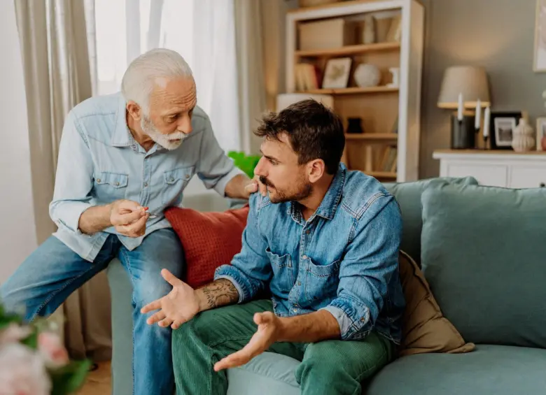 Una vez cumplido los 18 años, los padres no tienen obligaciones con los hijos salvo en casos especiales. Foto: Getty Images