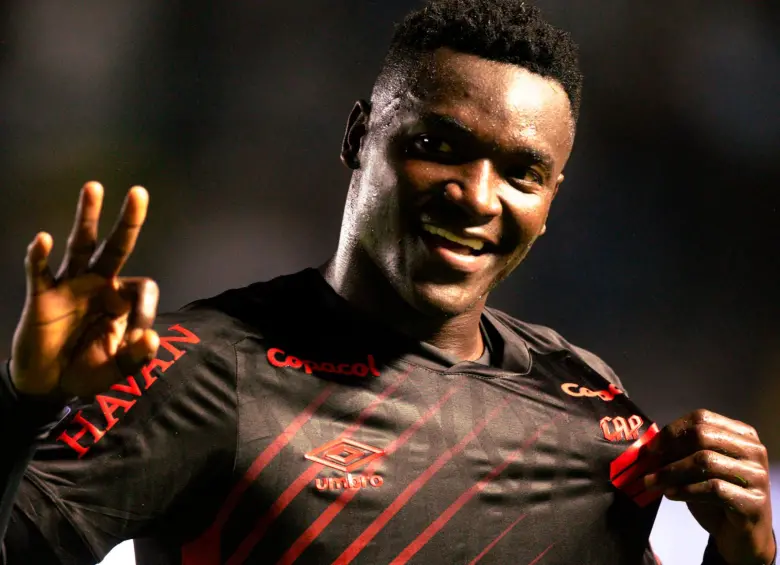 Kevin Viveros suma 14 anotaciones en el Brasileirao. FOTO: X Athletico Paranaense