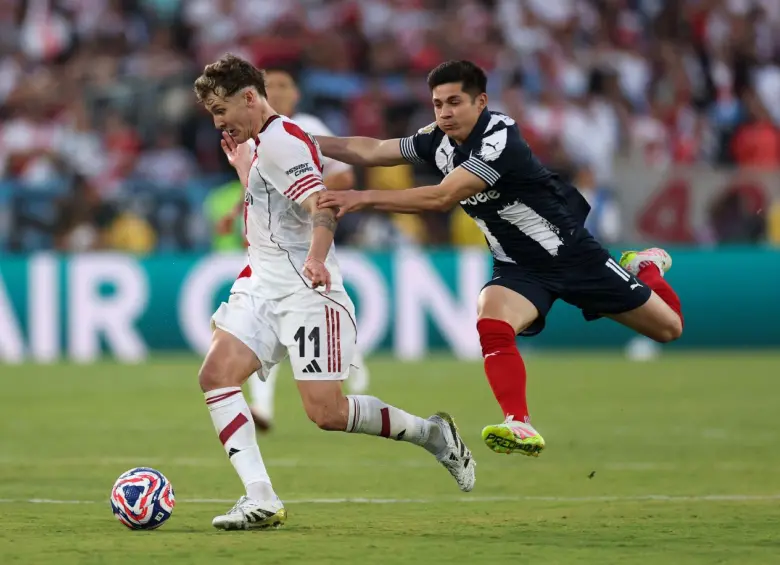 El nuevo sistema de desempates en el Mundial de clubes plantea escenarios como el del grupo de River Plate, Inter de Milán y Monterrey donde un empate de dos goles entre argentinos e italianos puede clasificarlos a ambos así los mexicanos goleen en la última fecha. Foto: Getty Images