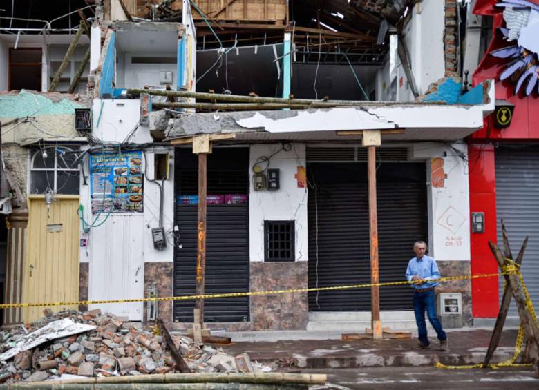 Cientos de comerciantes lo perdieron todo tras el terremoto del pasado 10 de agosto. Foto: Colprensa