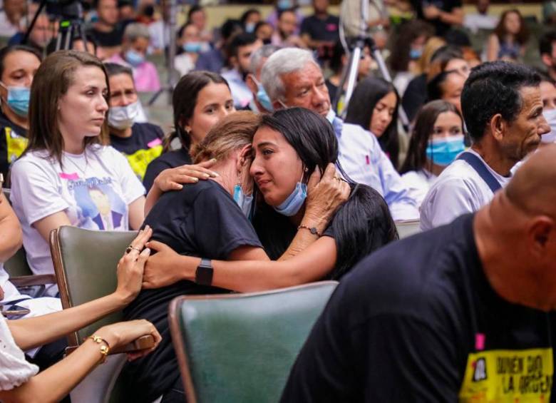 En el segundo día de audiencias de reconociemiento las víctimas han escuchado a militares y un civil relatar las condiciones en las que sus familiares fueron asesinados por miembros del Ejército para ser presentados como bajas en combate. FOTO: CORTESÍA JEP 
