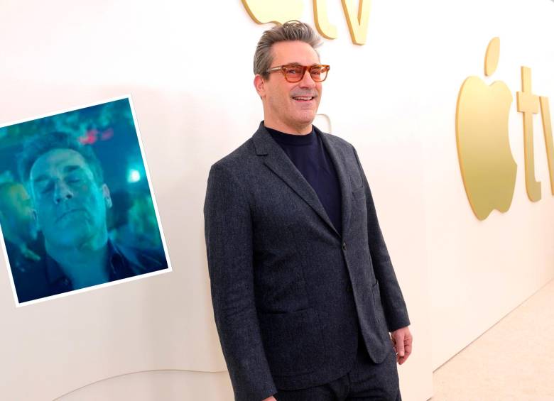 Jon Hamm en el lanzamiento de la segunda temporada de Amigos y vecinos en Los Ángeles. Al lado, la famosa imagen de su meme viral. FOTOS: Cortesía 