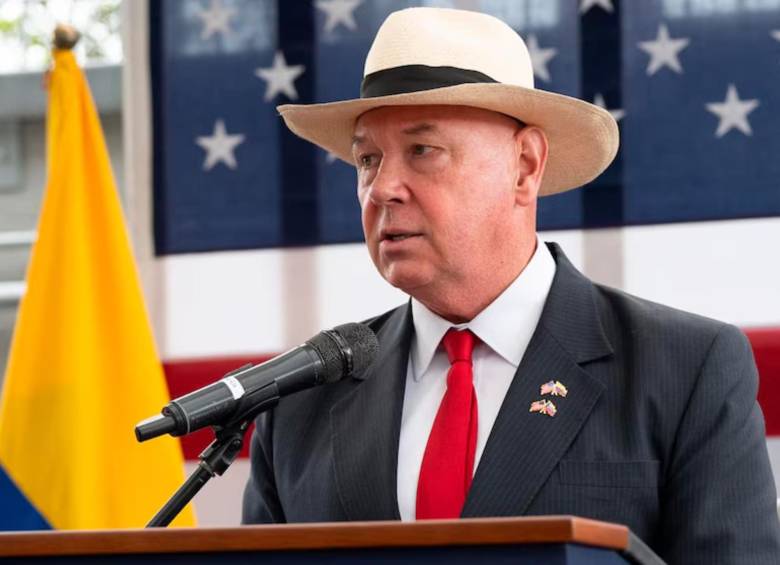 El embajador habló de diversos temas como política, relaciones, visas, Venezuela, entre otros. FOTO: Tomada de redes sociales @USEmbassyBogota