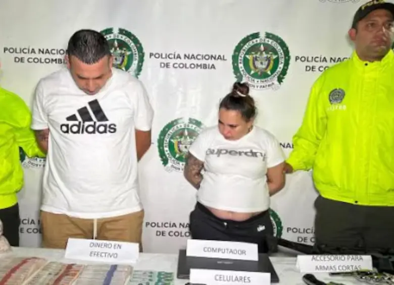 Kirly Dayanna Solano Hernández, conocida con el alias de ‘La Burra’, fue capturada el pasado mes de mayo por las autoridades de Santander. FOTO: POLICÍA METROPOLITANA DE BUCARAMANGA
