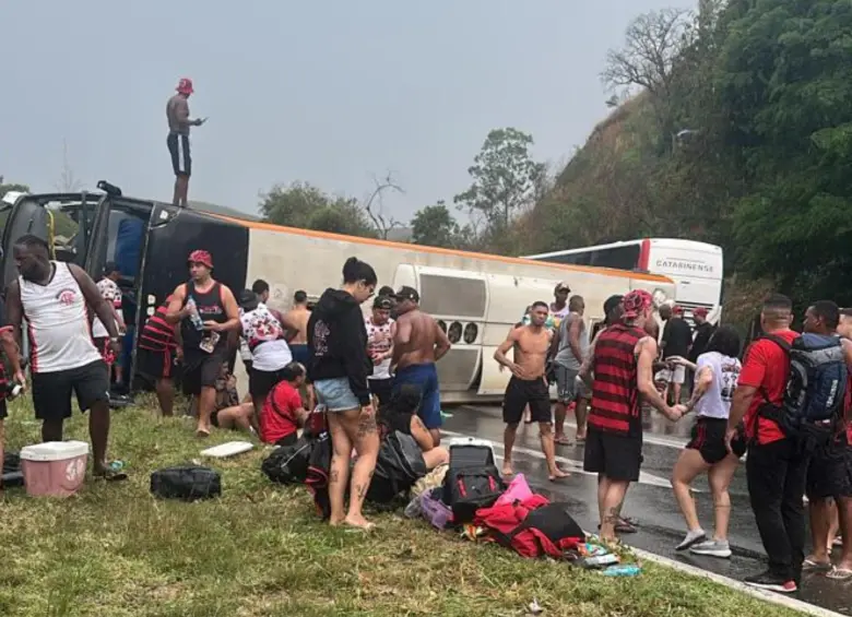 Los hinchas heridos de gravedad fueron trasladados a centros asistenciales cercanos. FOTO: Tomada de redes sociales @tsmnoticias