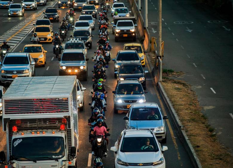 Los infractores de la medida podrían recibir multas de hasta 15 salarios mínimos diarios. FOTO: Camilo Suárez Echeverry