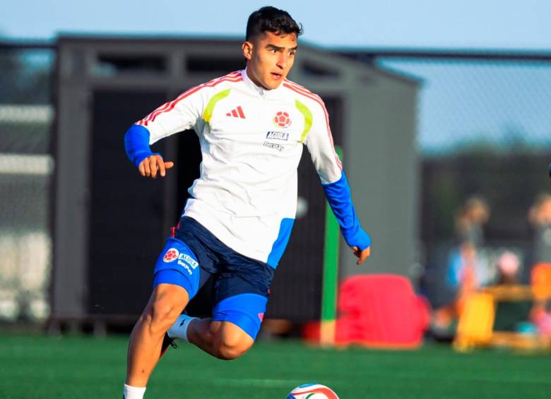 Juan Manuel Rengifo en los entrenamientos de la selección. FOTO: Instagram titi_1002