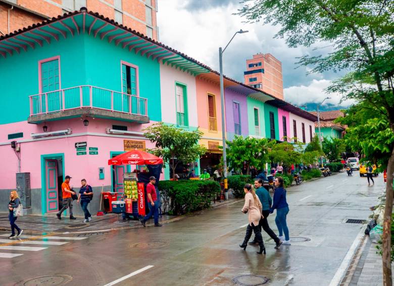 La remodelación de las fachadas en más de 30 inmuebles le devolvieron la vida a la calle más tradicional de Guayaquil.