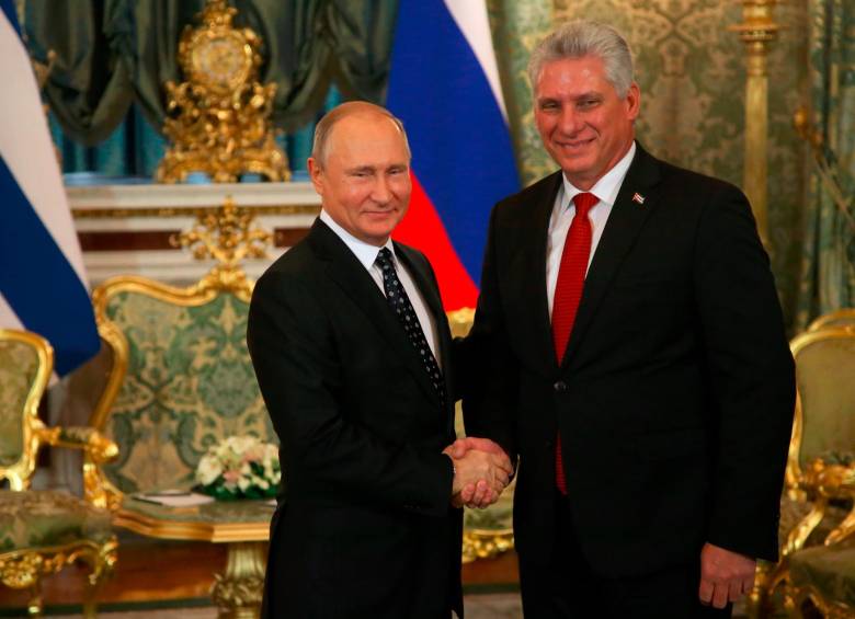 Los presidentes Vladimir Putin, de Rusia, y Miguel Díaz-Canel, de Cuba, se reunieron en Moscú en noviembre pasado. FOTO getty