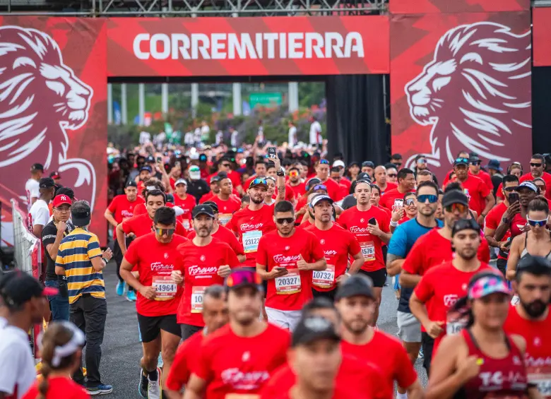 Medellín es una de las ciudades en las que más carreras de calle hay en Colombia. Corre Mi Tierra es una de las más esperadas. Foto: EL COLOMBIANO