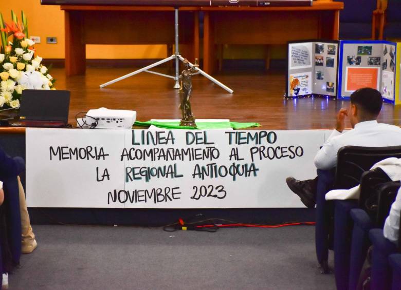 Imagen del acto de conmemoración de las víctimas de la rama judicial en Antioquia. FOTO: Cortesía