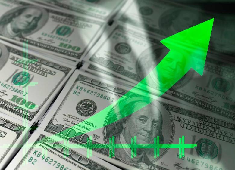El dólar abrió este martes en $3.205, mientras el petróleo Brent registró una caída de hasta 2% ante las expectativas sobre una posible reapertura del estrecho de Ormuz. FOTO GETTY