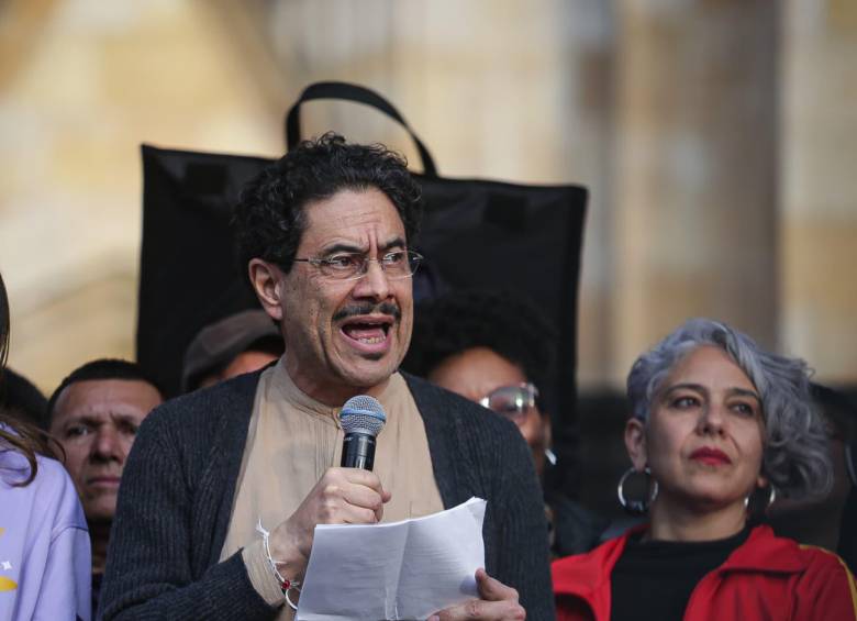 El candidato Iván Cepeda ha preferido asistir a eventos programados por su campaña y leer sus discursos. Foto: Colprensa