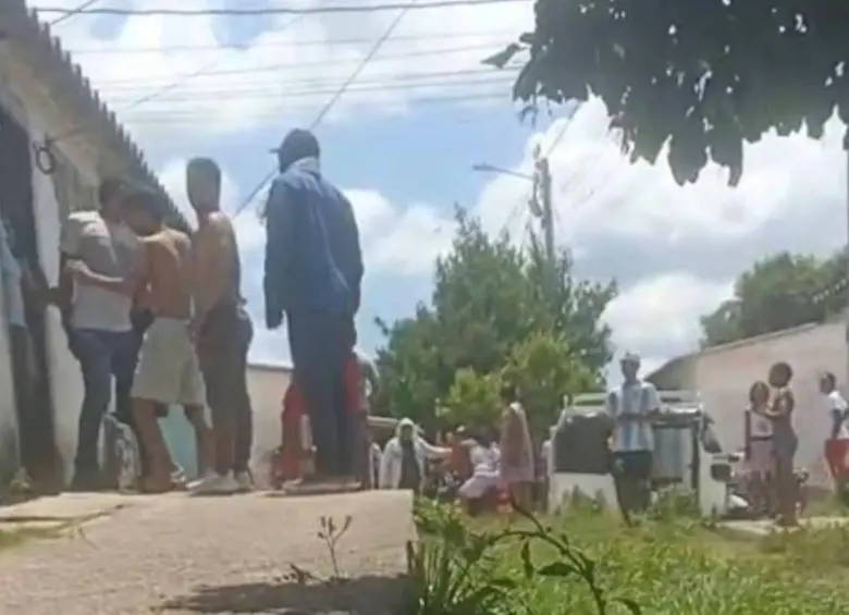 La Policía y autoridades locales convocaron un consejo extraordinario de seguridad para fijar el monto de una recompensa que permita dar con la captura de los responsables. FOTO: Cortesía