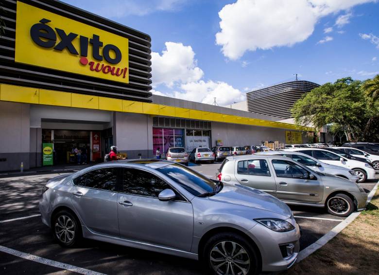 La acción del Grupo Éxito se cotiza en la bolsa colombiana a $1.910. FOTO Jaime Pérez