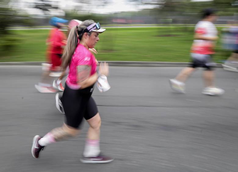 Un nuevo estudio revela que, para blindar verdaderamente tu corazón contra infartos y derrames, necesitas multiplicar por cuatro tu esfuerzo semanal. FOTO: Colprensa