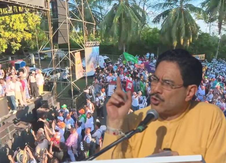 El evento se llevó a cabo en Córdoba. Los cuestionamientos surgieron de inmediato a través de redes sociales. Foto: Captura de video/ @IvanCepedaCast
