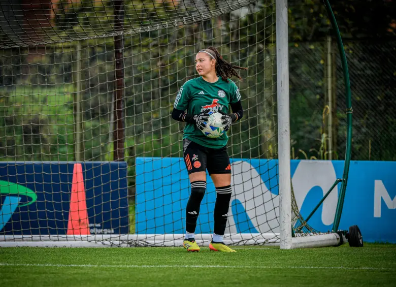 Isabella Tejada, arquera titular y capitana de la Selección Colombia Sub-17. FOTO CORTESÍA FCF