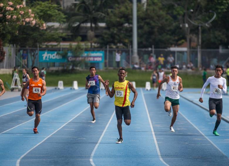 El estadio de atletismo Alfonso Galvis Duque de Medellín será sede del Panamericano en junio próximo. Foto: Archivo El Colombiano