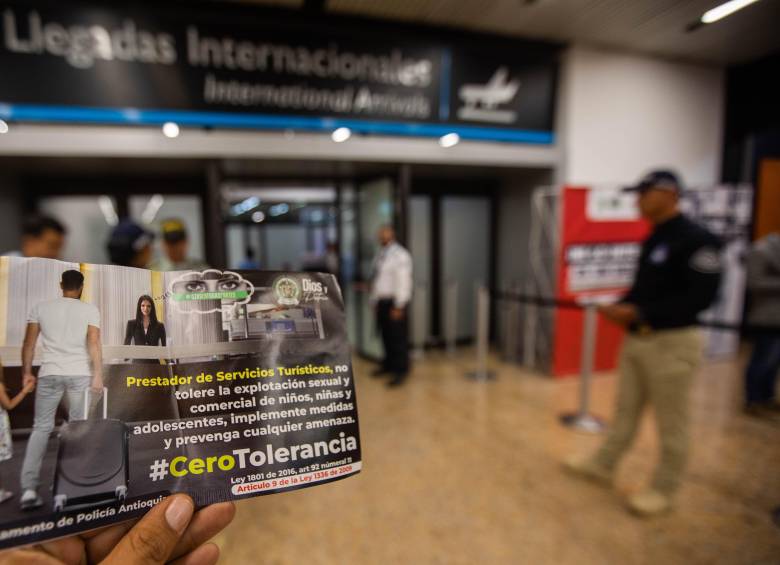 En el país, en ciudades como Medellín, las autoridades adelantan campañas para combatir la explotación sexual de niños, niñas y adolescentes. FOTO: Esneyder Gutiérrez Cardona.