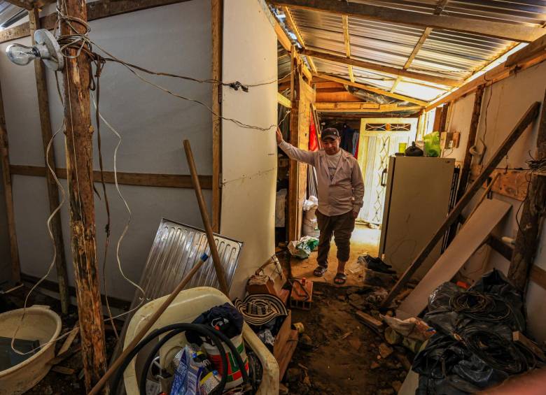 Esta es la casa de Víctor Beltrán, todavía en obra. Él es una de las personas a las que se les está ayudando. FOTO manuel saldarriaga