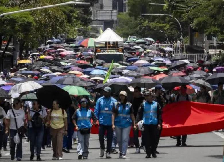 Según el gobierno, las protestas de este miércoles 14 de octubre fueron pacíficas en un 98%. FOTO: Camilo Suárez