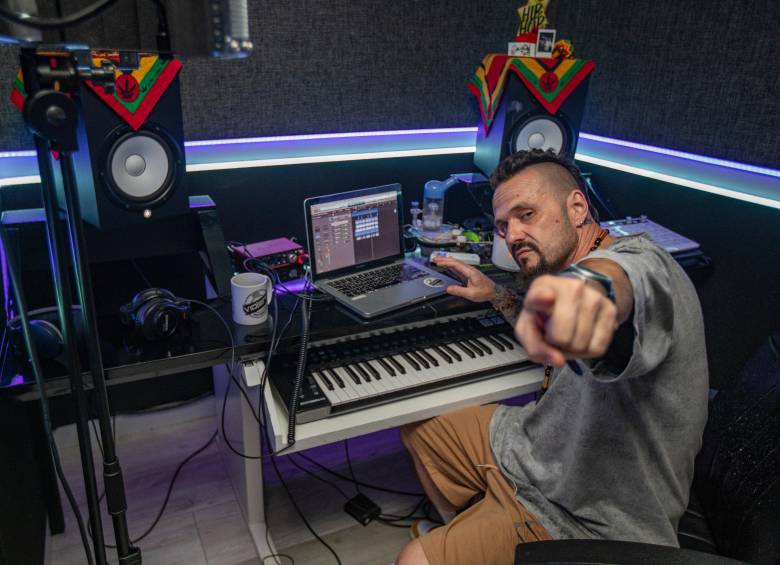 Violenn y los legionarios del rap de Medellín