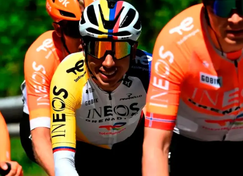 El ciclista colombiano viene haciendo una buena temporada en las carreras que ha competido en Europa. Foto: tomada del x de @Ineos
