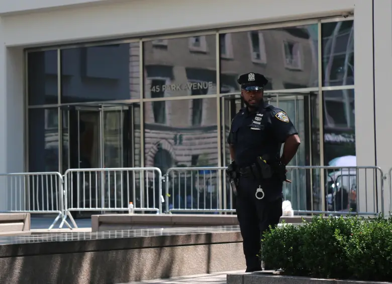 Dos adolescentes y un hombre adulto fueron heridos en un tiroteo en Nueva York este sábado 9 de agosto. FOTO: Xinhua