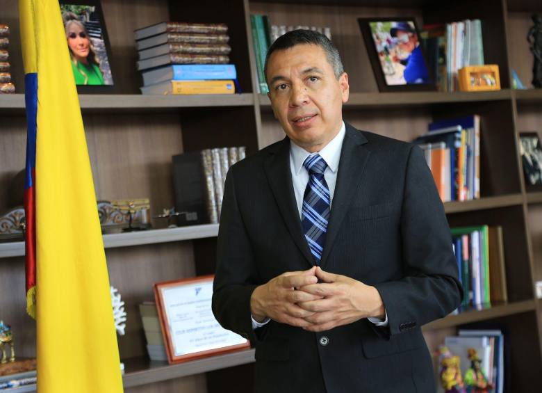 William Camargo será reemplazado como ministro de Transporte por María Constanza García. FOTO: COLPRENSA