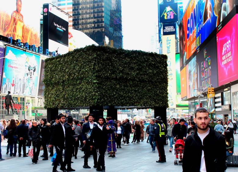 El reconocido sector Times Square, en Nueva York, fue el punto en el que este domingo 10 de abril hubo una explosión. FOTO EFE