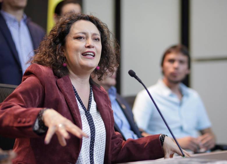 ¿Decepcionados? Congresistas que votaron por Petro ahora se alejan