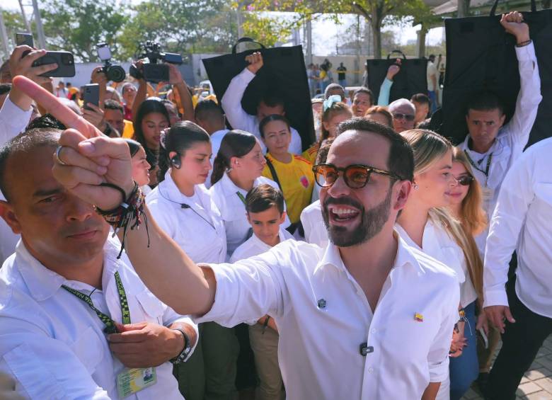 El Consejo Nacional Electoral mantiene en firme la candidatura de Abelardo de la Espriella. Foto: AFP