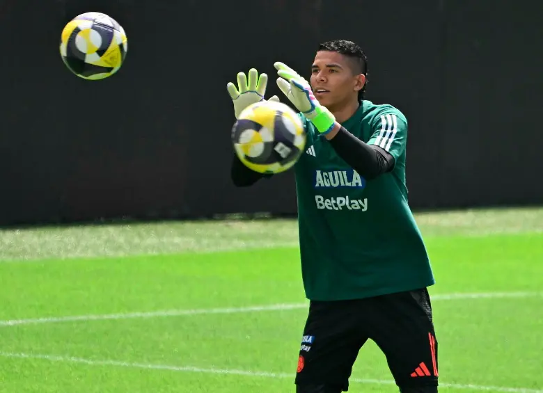 Kevin Mier fue el arquero titular de la Selección Colombia en los partidos contra Perú y Argentina por eliminatorias, cuando Camilo Vargas no pudo atajar porque se recuperaba de una cirugía de rodilla. FOTO afp