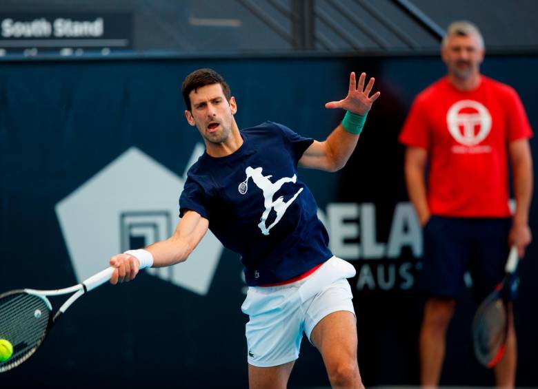 Novak Djokovic vuelve a Australia después de un año de estar vetado. Foto EFE