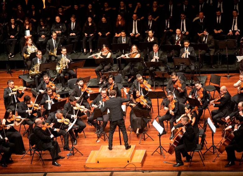 La Filarmónica interpretó obras de Mozart y Beethoven en su cumpleaños número 40. FOTO: Esneyder Gutiérrez
