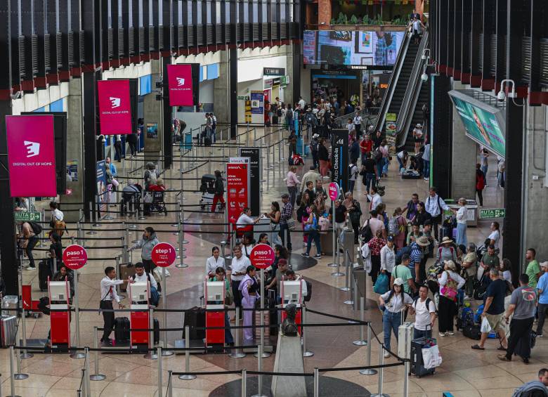 Los tiquetes se podrán adquirir por las páginas oficiales de las aerolíneas. Foto: Manuel Saldarriaga