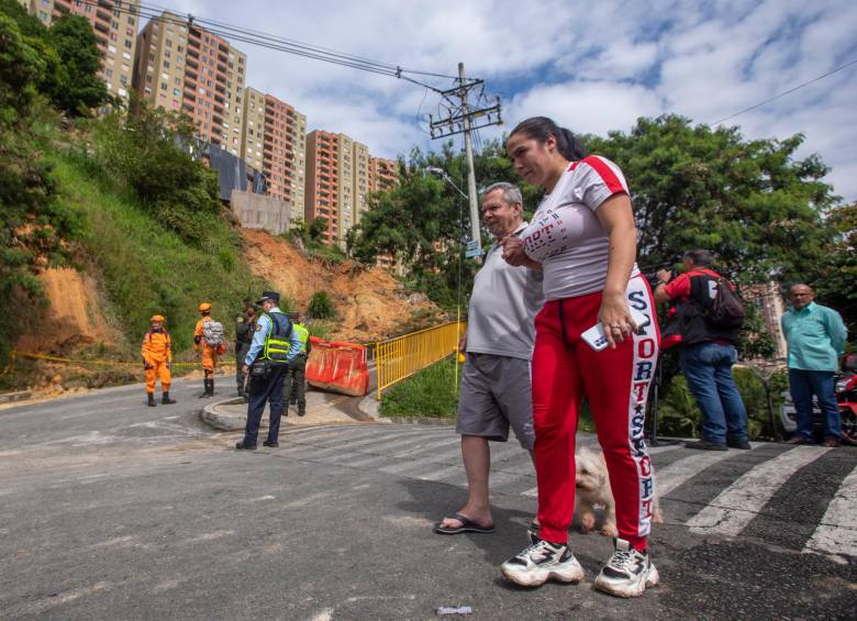 Emergencia en la unidad Atavanza del barrio Rodeo Alto de Medellín revive temores de sus habitantes