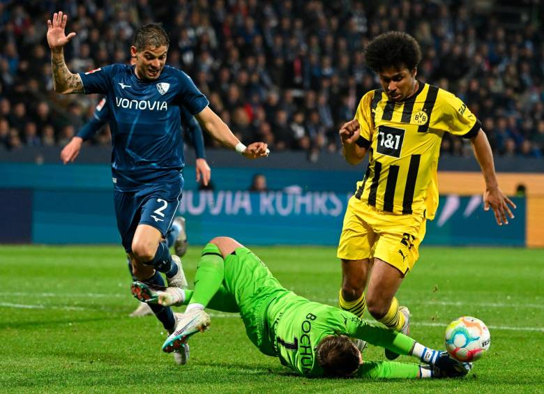 El conjunto aurinegro es líder parcial del campeonato con 61 puntos, lo escolta el Munich con 59. FOTO AFP