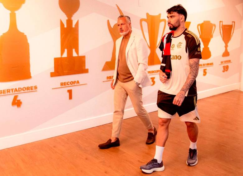 El volante brasileño Lucas Paquetá tiene 28 años. Debutó como profesional con el Flamengo en 2016. Una década después, regresó a su club de origen. Foto: tomada del x de @Flamengo