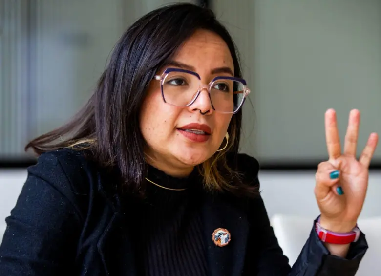 Jennifer Pedraza, senadora electa y crítica del gobierno Petro, asegura que ahora, como jefa de campaña de Fajardo, busca incidir en nuevas miradas en su candidatura. FOTO: Julio Herrera.