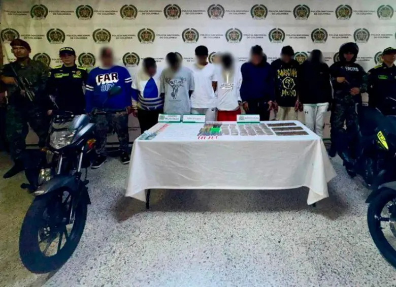 Los capturados fueron enviados a la cárcel y enfrentan delitos por concierto para delinquir y uso de menores para comisión de delitos. FOTO: CORTESÍA