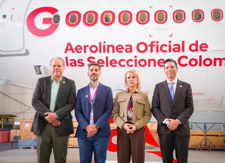 El pacto entre la Federación Colombiana de Fútbol (FCF) y la aerolínea Avianca. FOTO: Cortesía Avianca