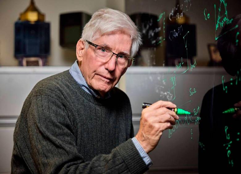 Desde hace 30 años, Tyson tenía en mente la construcción del observatorio Vera C. Rubin. FOTO: Rocco Ceselin / Nature