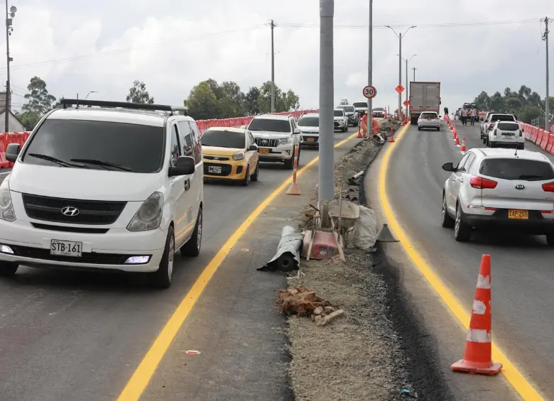 Habilitaron de manera anticipada intercambio vial al aeropuerto José María Córdova