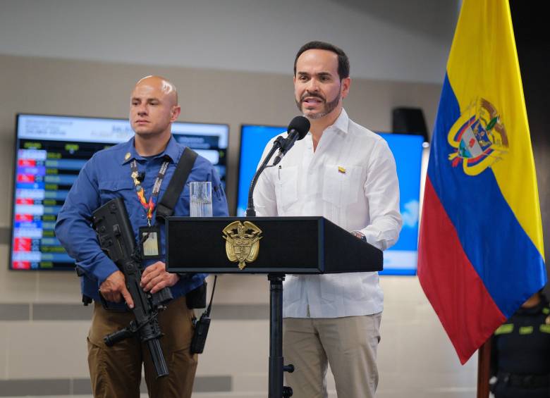 Abelardo de la Espriella cumple dos meses como presidente. Bajó su aprobación, pero sigue siendo mayor que la desaprobación. FOTO Presidencia
