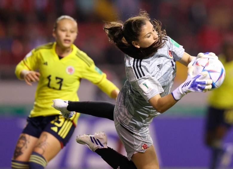 Natalia Giraldo, arquera colombiana que se destaca en el Mundial de Costa Rica. FOTO GETTY