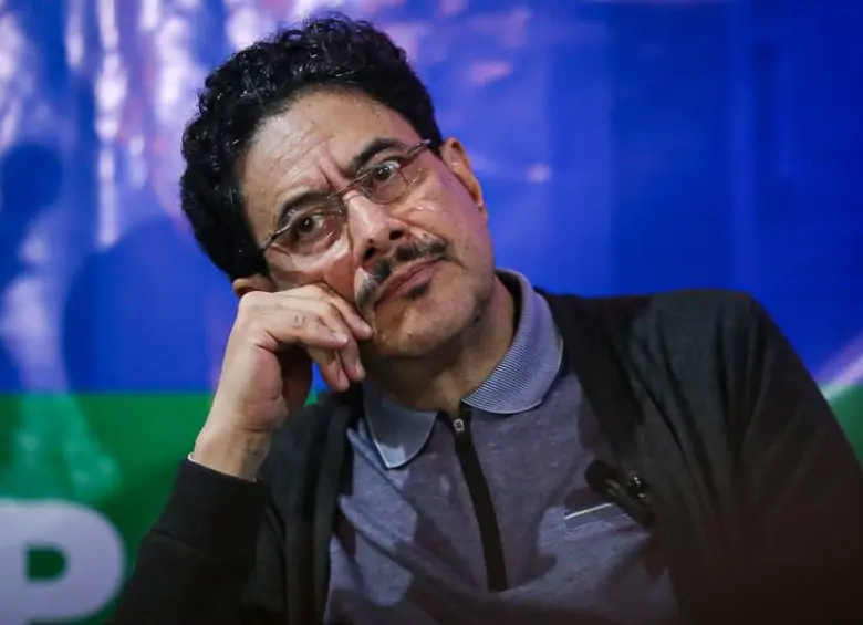 Iván Cepeda Castro, actual candidato presidencial, ha estado en el centro de la controversia por su decisión de no asistir a varios debates durante la campaña de 2026. FOTO: Colprensa.